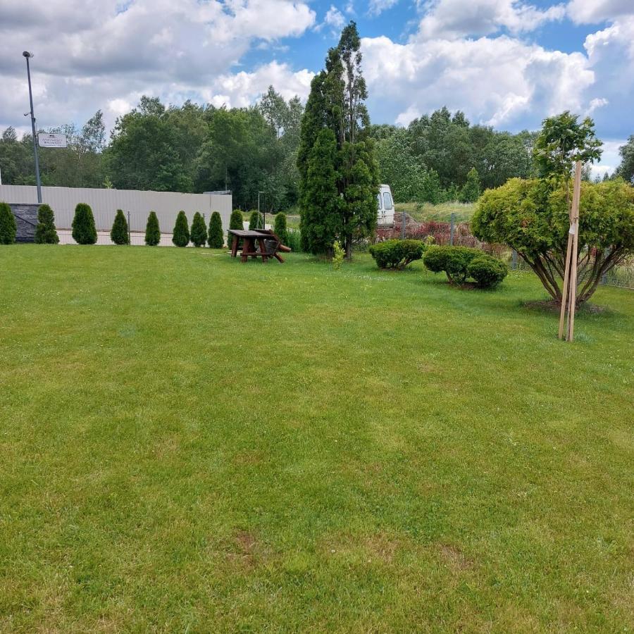Apartamenty Pod Magnolia Bialowieza Exterior foto