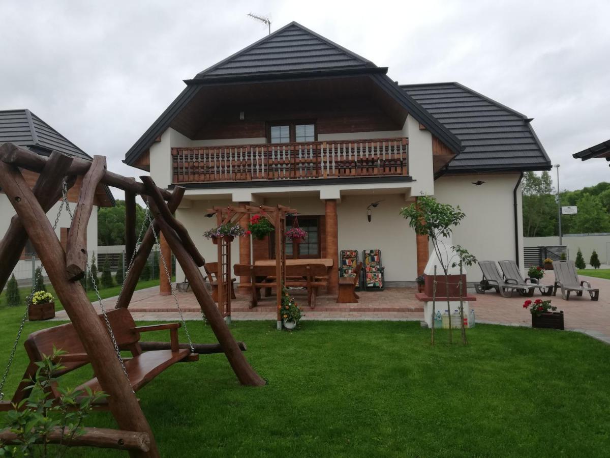 Apartamenty Pod Magnolia Bialowieza Exterior foto
